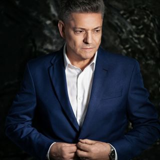 Ampliar imagem: Roger Pimentel de Camargo, Oftalmologista Itapeva