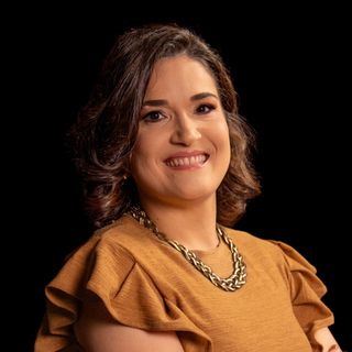 Ampliar imagem: Hellen Ast, Cardiologista Aracaju