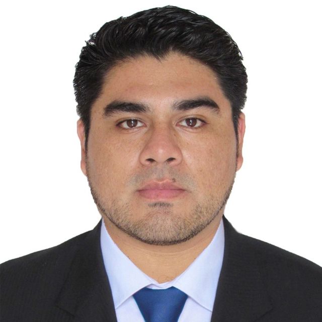 Julio César  Eloy Vásquez Guevara, Médico general Trujillo