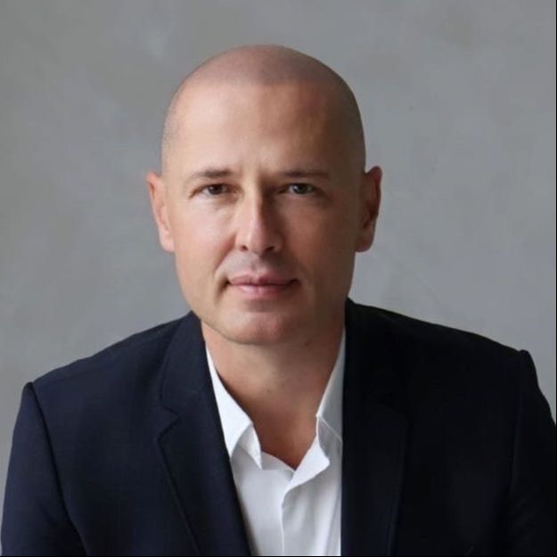  Igor Brazioli  Slivinskis, Cirurgião plástico São Paulo
