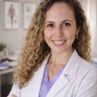  Dra.  Ludmylla  Reis