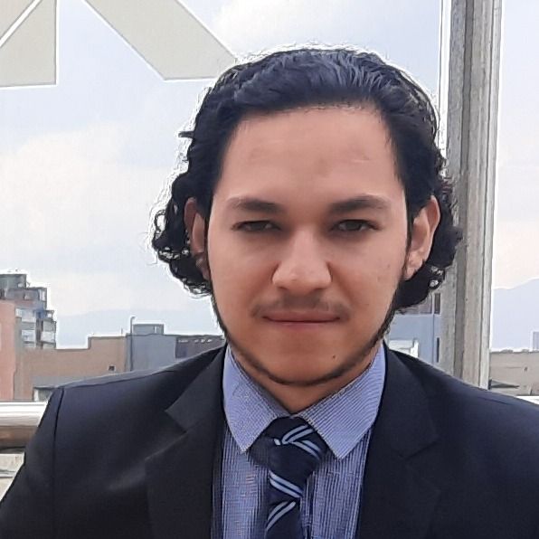 Cesar Andres Pineda Rodriguez, Psicólogo Bogotá