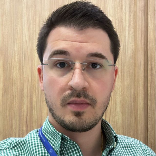 Lucas Pugliesi Smirne Goi, Cirurgião geral Franca