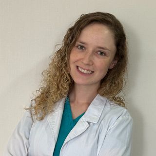 Acercar imagen: Hannelore Ortloff Haase, Médico general Temuco