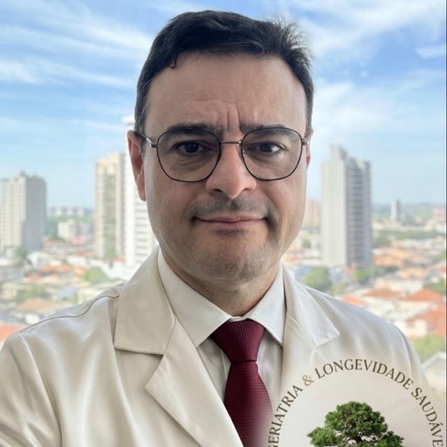 Luís Fernando Zonzini Salvariego, Geriatra Araçatuba