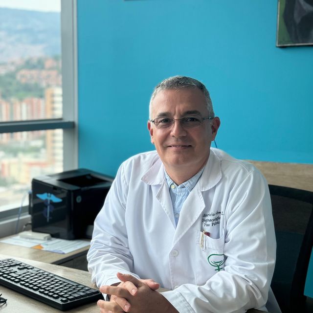 Mauricio Gómez Londoño, Ginecólogo Medellín