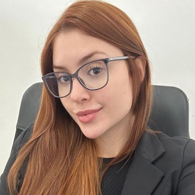 Carolina Carderelli Sversut, Endocrinologista Maringá