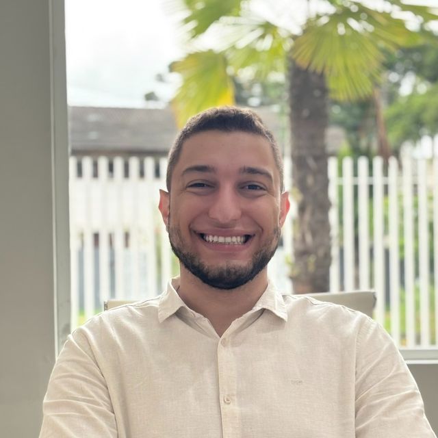 Gabriel Augusto Silva de Oliveira, Dentista Curitiba