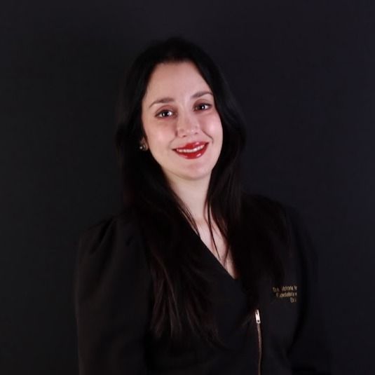 Victoria Pérez Bustos, Dentista Temuco