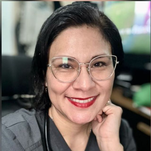 Monica Vasquez, Geriatra Lima