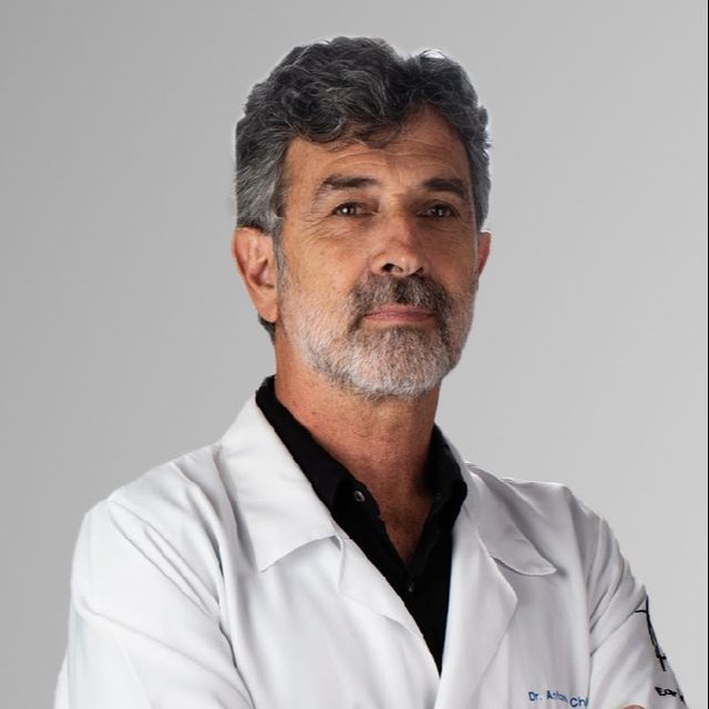 Antônio José  Chicrala, Angiologista São Gonçalo