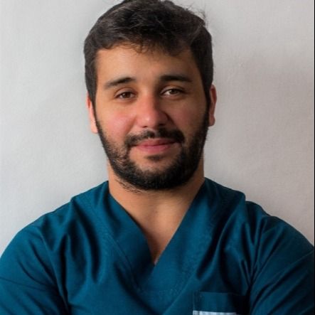 Dario Requena, Odontólogo San Juan Capital