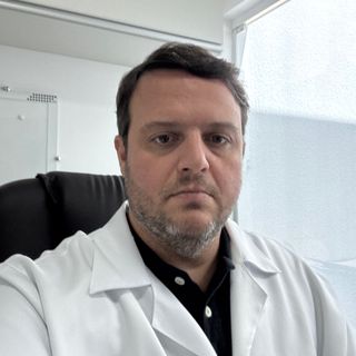 Dr. Márcio Betiol