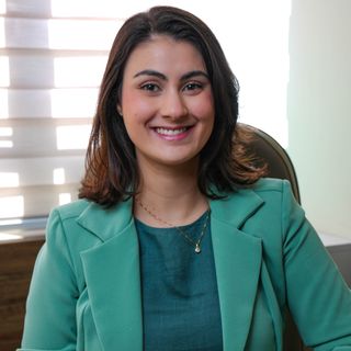 Silvia Regina  Piazzetta, Ginecologista Curitiba