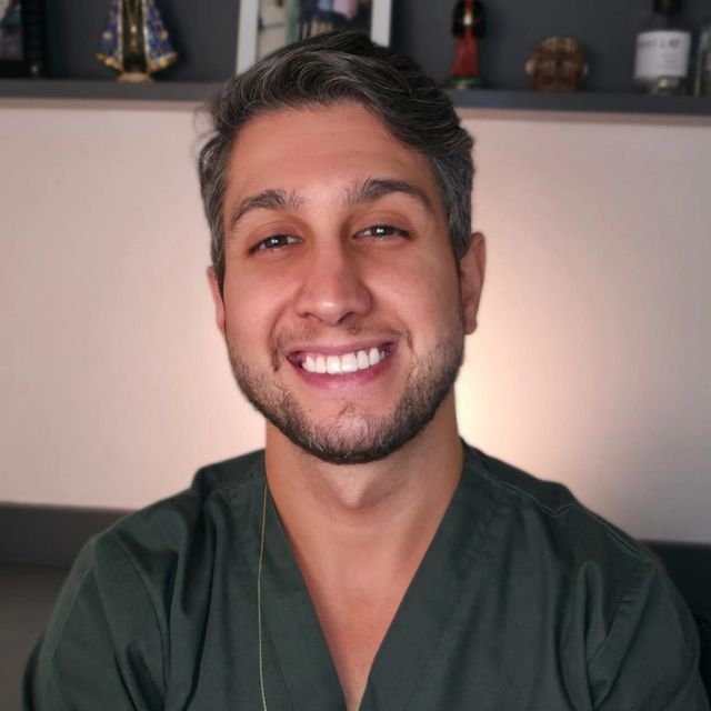 Cezar Kabbach Calaça Prigenzi, Neurocirurgião Piracicaba