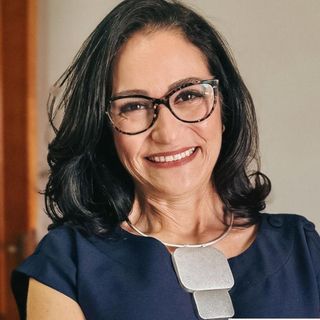 Ampliar imagem: Viviane Heredia Vivaldini, Psicanalista Santo André