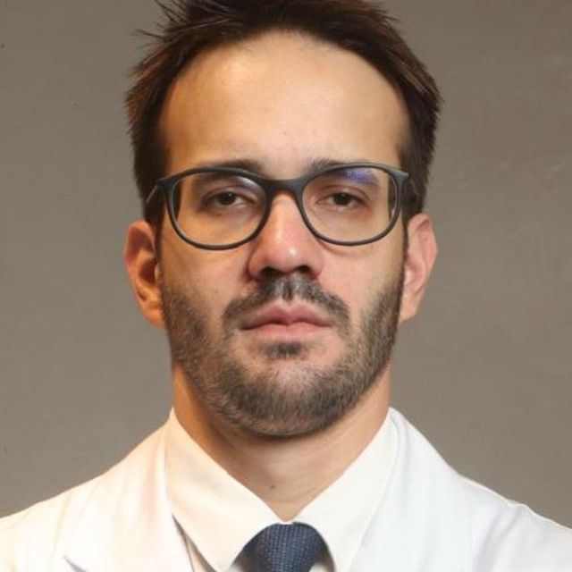 Rodrigo Augusto Monteiro Cardoso, Neurocirurgião São Paulo