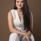 Dra. Larissa Domingues