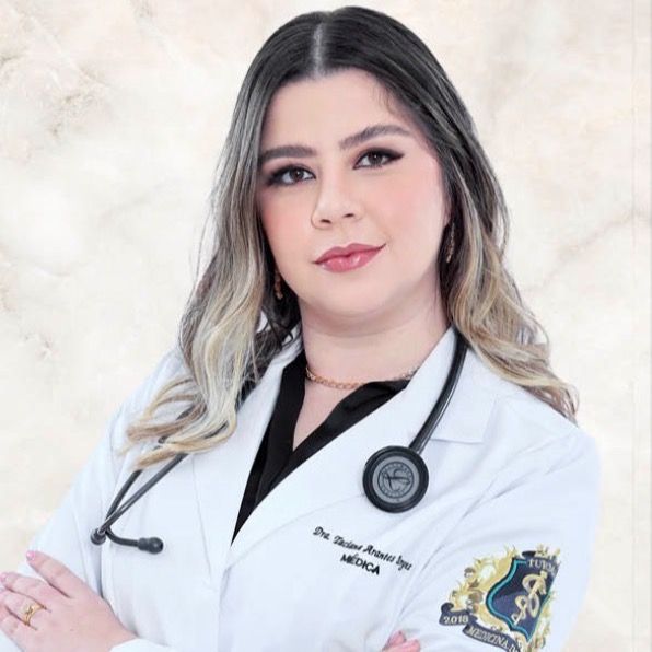 Taciana  Arantes, Psiquiatra Goiânia