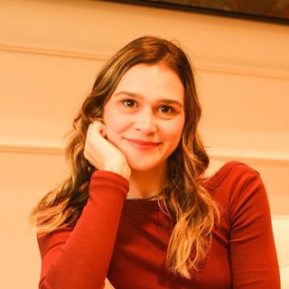  Victoria Cortez