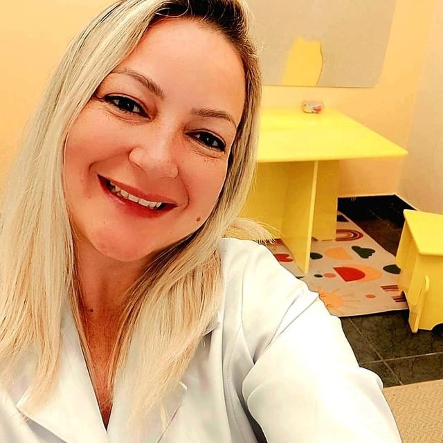 Flávia Hanna Arôxa , Fonoaudiólogo Ribeirão Preto