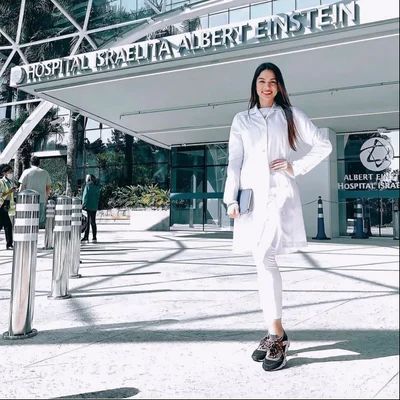 Larissa Flores, Fisioterapeuta Balneário Camboriú