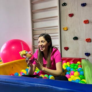 Acercar imagen: Victoria Olivares Elias, Fonoaudiólogo Colina