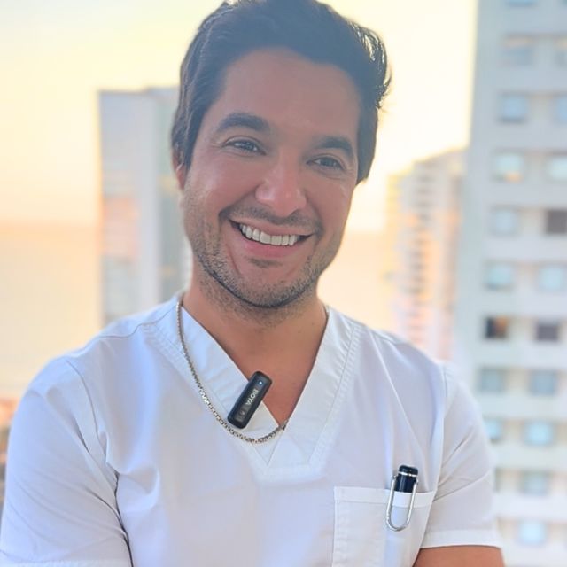 Pablo Alejandro  Solohaga , Dermatólogo Viña del Mar