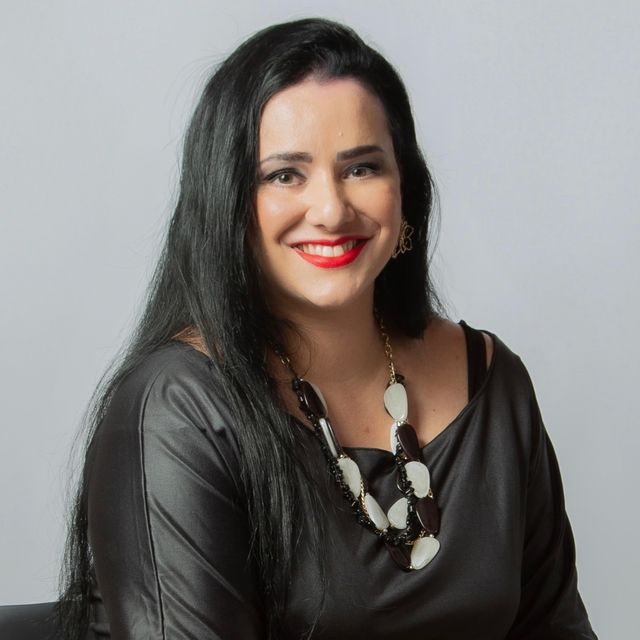 Julia Costa, Psicólogo Valinhos