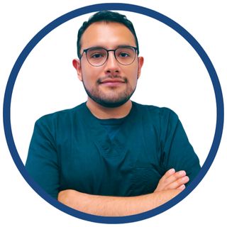 Acercar imagen: Víctor Amaro, Dentista Pueblo Libre