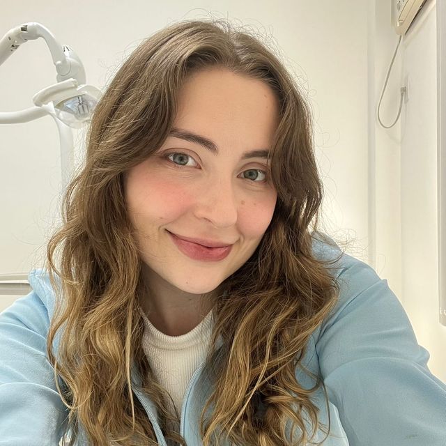 Angelica Mariano, Dentista Rio de Janeiro