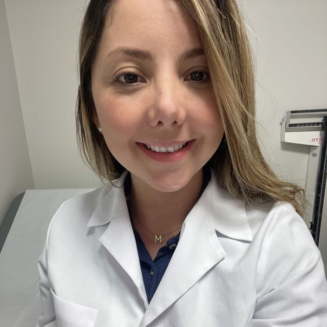 Maria de los Angeles Contreras Pernia, Médico general Providencia