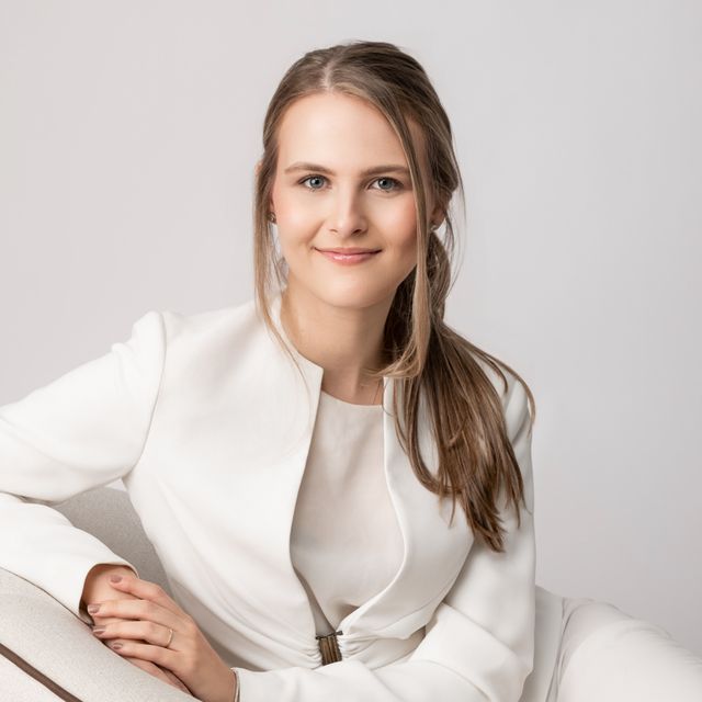 Laura Marcon Bischoff Bialecki, Reumatologista Criciúma