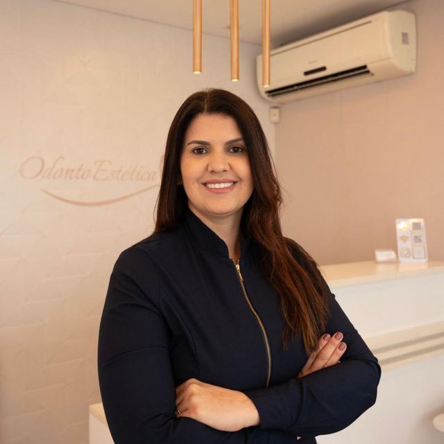 Ana Larissa Lima Marques, Dentista Belo Horizonte