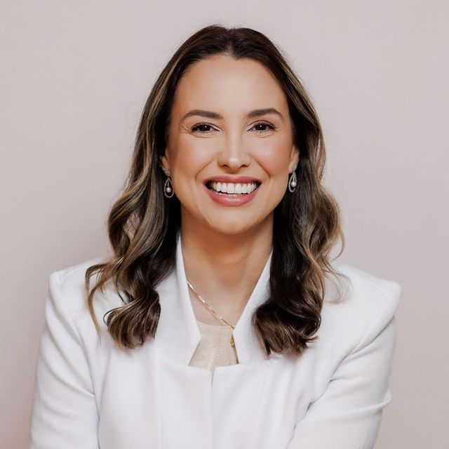 Paola Minuzzi, Radiologista Capão da Canoa