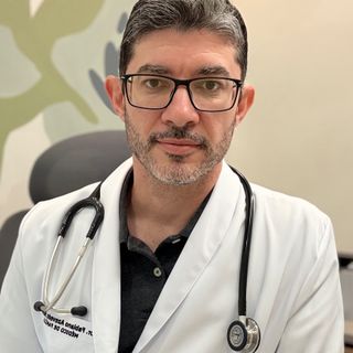Fabiano Azevedo Serafim, Médico de família Bauru