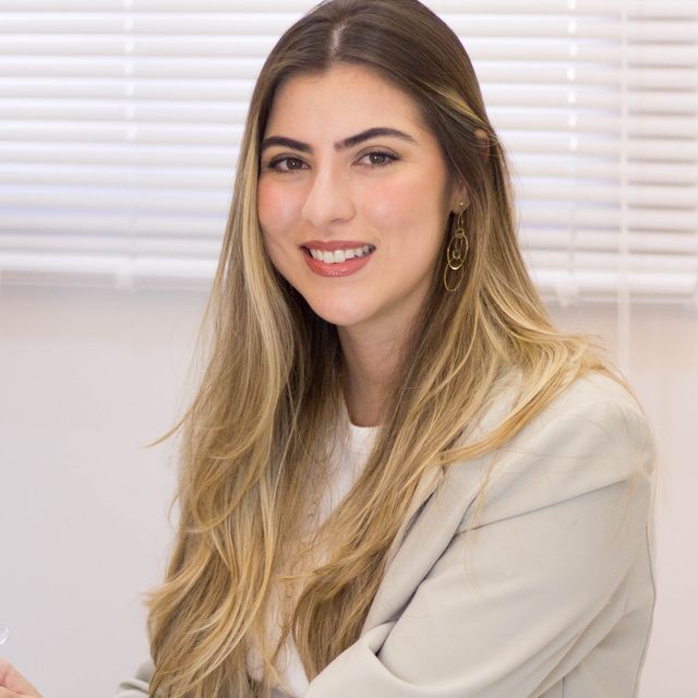 Ana Carolina  Dornela, Ginecologista Sorocaba