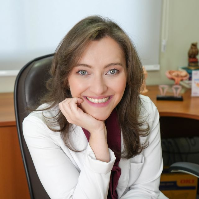 Carolina Borrelli, Ginecologista Limeira