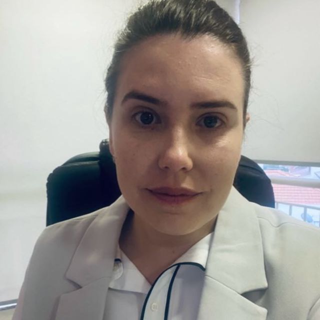 Rafaela  Guimarães , Neurologista Passo Fundo