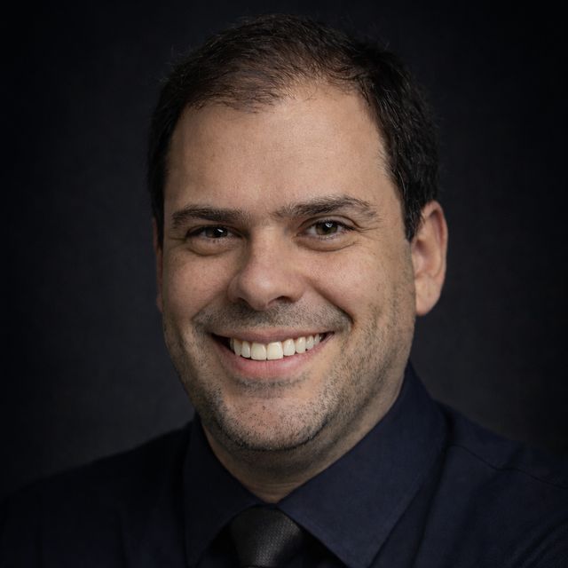 Rodrigo Vilanova, Neurologista pediátrico Pindamonhangaba