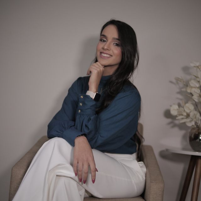 Victoria Fais, Psiquiatra Altamira