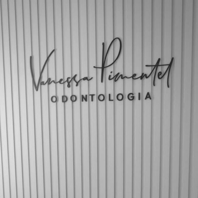 Vanessa Azevedo Pimentel, Dentista São Gonçalo