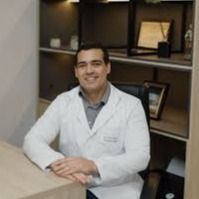 Yuri Carlo David Silva, Neurocirurgião Varginha