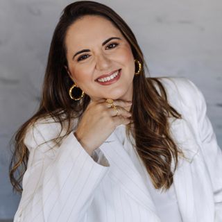 Aline Diniz Linhares Ramos, Ginecologista Goiânia