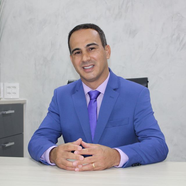 Joaquim Canaan, Cirurgião plástico Brasília