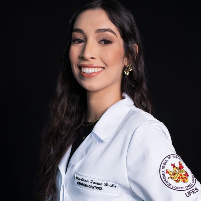 Mariana Farias Rocha, Dentista Vila Velha
