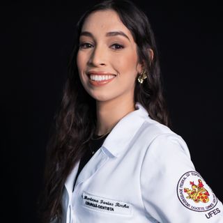 Ampliar imagem: Mariana Farias Rocha, Dentista Vila Velha