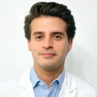 Acercar imagen: Benjamín Fernández Marambio, Cirujano general Maipú