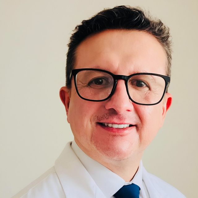 Roberto Velez Velez, Médico general La Florida