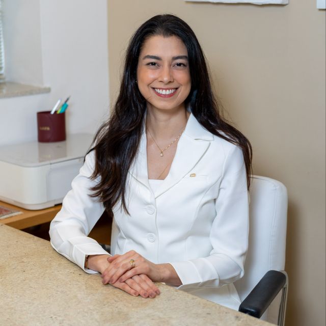  Luiza da Silva Barbosa , Coloproctologista Rio de Janeiro